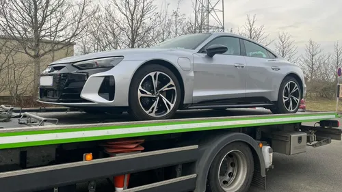 Sur l'A28, la belle prise... électrique des gendarmes